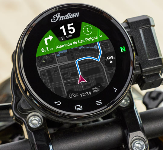 4 inch Touchscreen powered by RIDE COMMAND